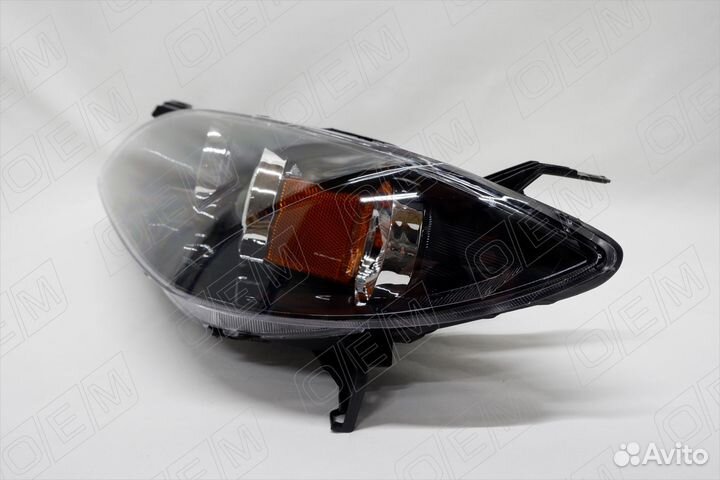 Фара левая Mazda 3 1 вк 2003-2009