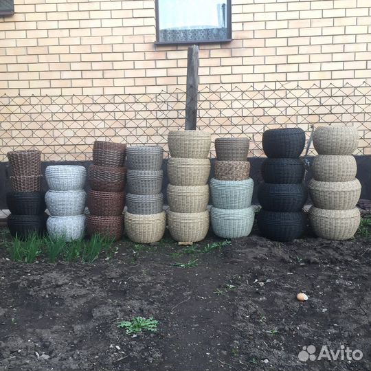 Кашпо из ротанга