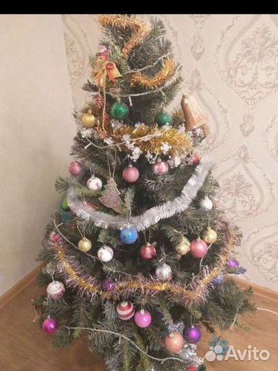 Елка искусственная