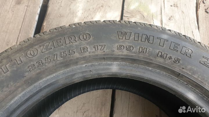 Pirelli Sottozero Winter 240 235/55 R17 99H