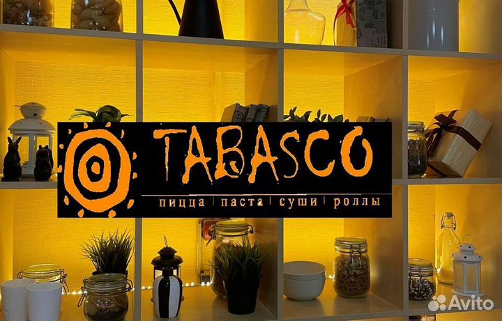 Официант в ресторан Табаско
