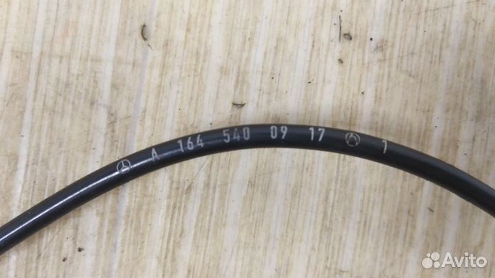 Датчик ABS передний правый Mercedes-Benz GL164 / X164 / ML164 / W164