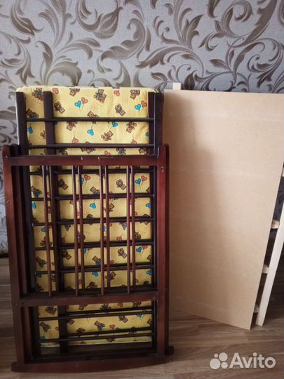 Детская кроватка