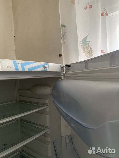 Холодильник indesit