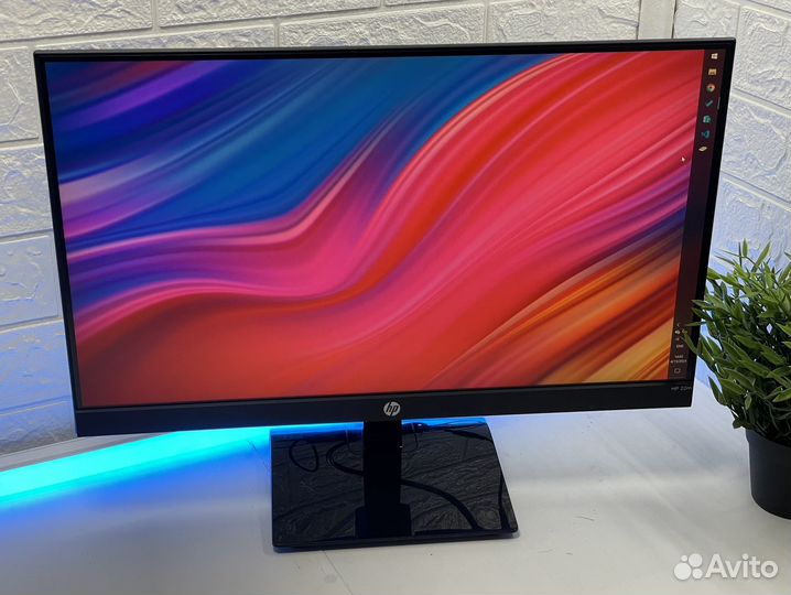 Монитор HP 22m FullHD IPS
