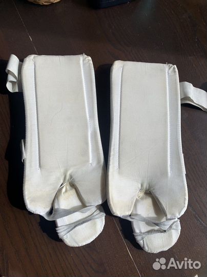 Защита голени BAX