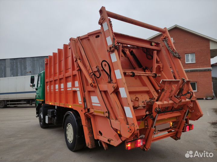 Мусоровоз маз новый (2017)