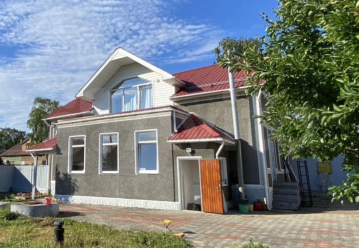 Дом 207 м² на участке 7 сот.