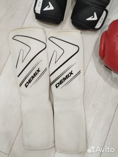 Боксерские перчатки детские 8 оз