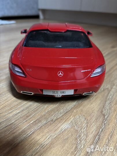 Радиоуправляемая модель Mercedes Benz SLS AMG