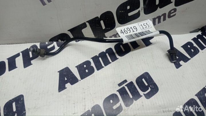 Трубка тормозная передняя правая Volkswagen