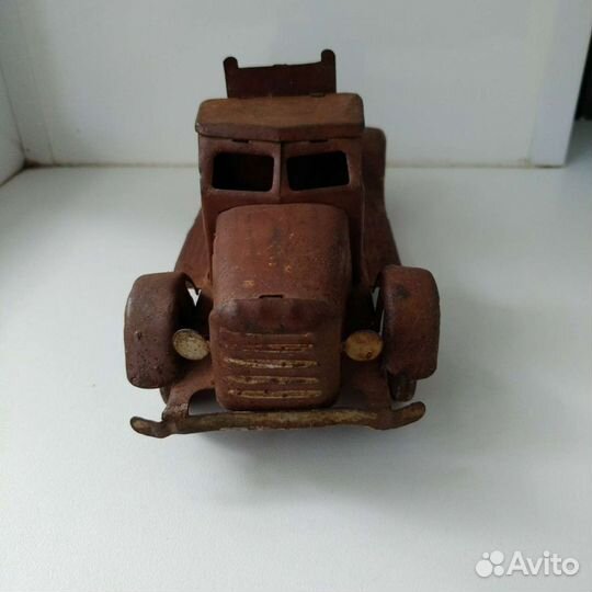 Старинная игрушка Пожарная машинка СССР