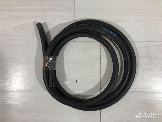 Уплотнитель двери задний правый chevrolet aveo T25