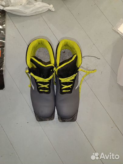 Лыжи беговые, палки, ботинки. Лыжный комплект 180