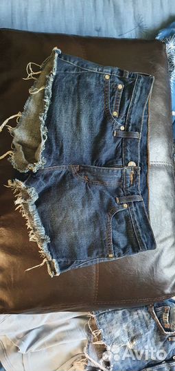 Джинсовые шорты Levis 42- 44