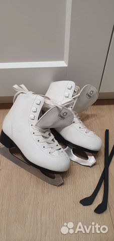 Коньки фигурные 27р
