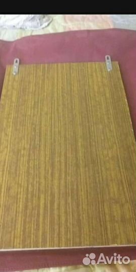 Зеркало настенное с креплением овальное