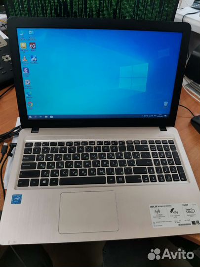 Ноутбук Asus X540S