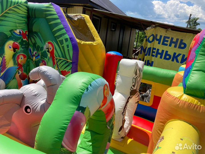 Детский надувной батут с горкой