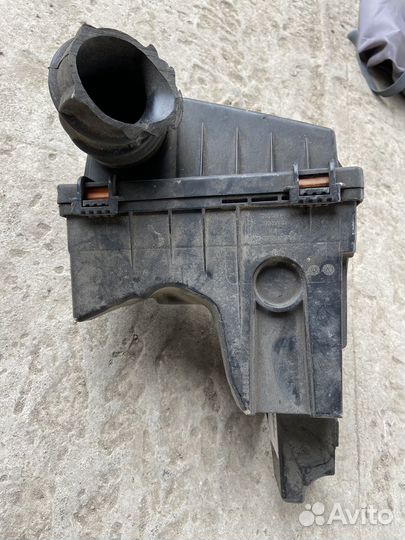 Корпус воздушного вильтра mini cooper r50