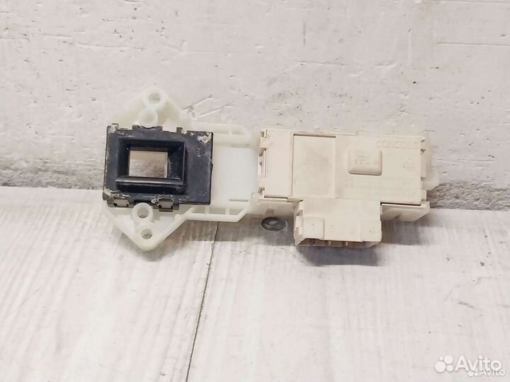 Замок люка убл стиральной машины LG