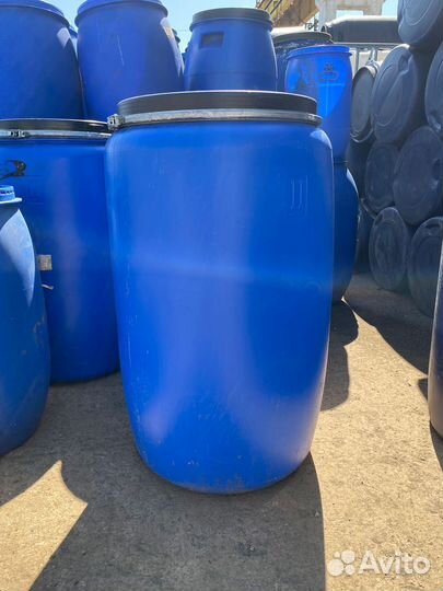 Бочка пластиковая 230л. крышка/хомут мыло