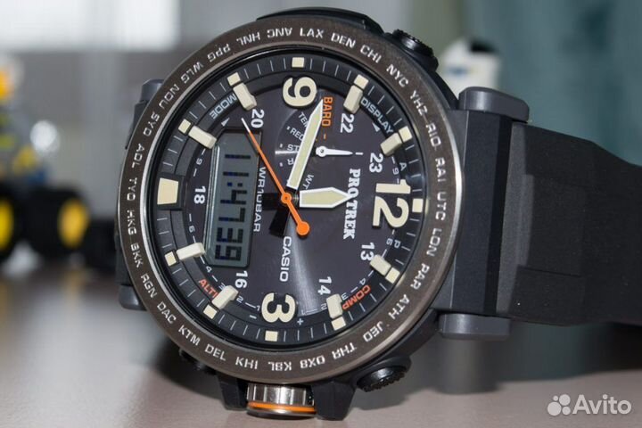 Часы Casio Pro Tec Tough Solar PRG-600-1