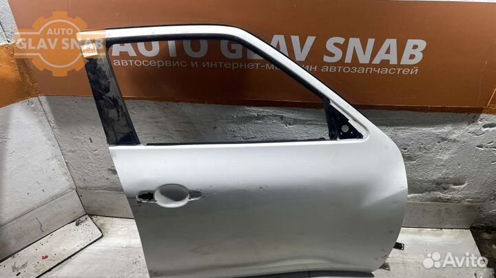 Дверь передняя правая Nissan Juke