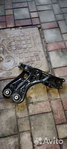 Volkswagen polo рычаг