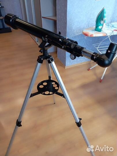 Телескоп Levenhuk