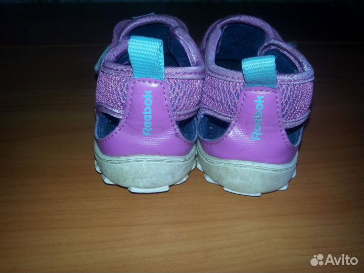 Сандали для девочки Reebok, размер 25,5