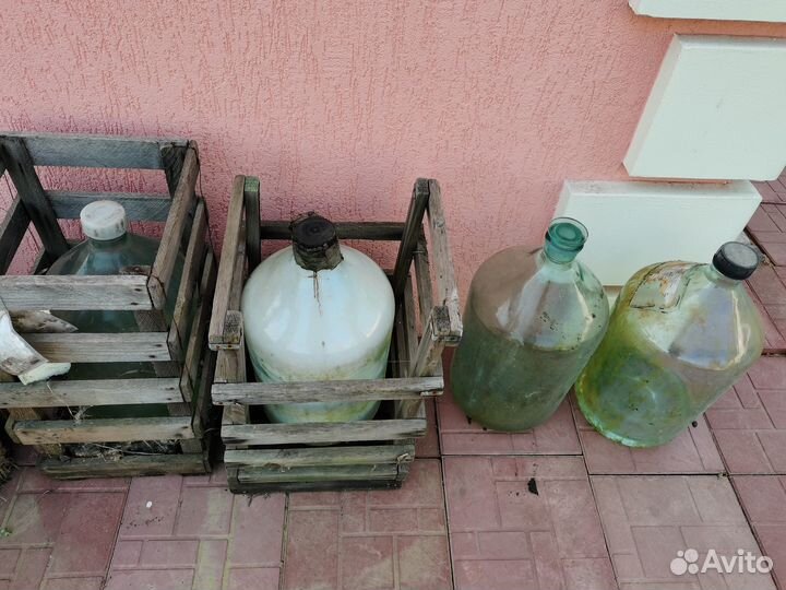 Бутыль стеклянная 20 и 50 литров