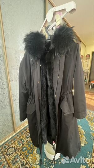 Парка зимняя с натуральным мехом 46 размер