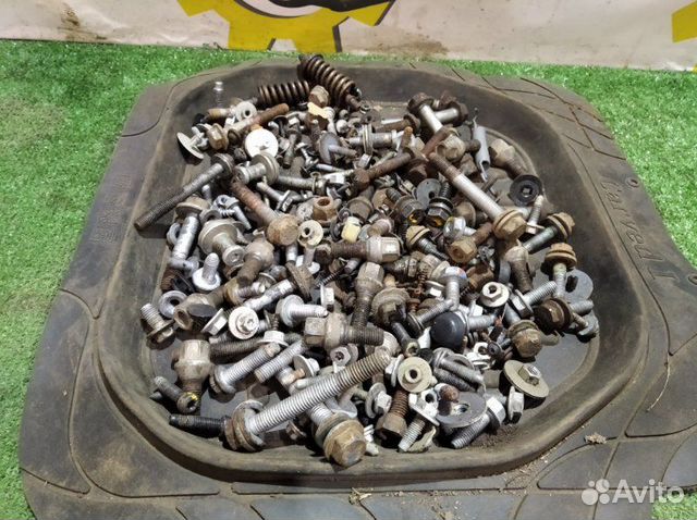 Крепеж Renault Sandero хэтчбэк K7JA710 2012