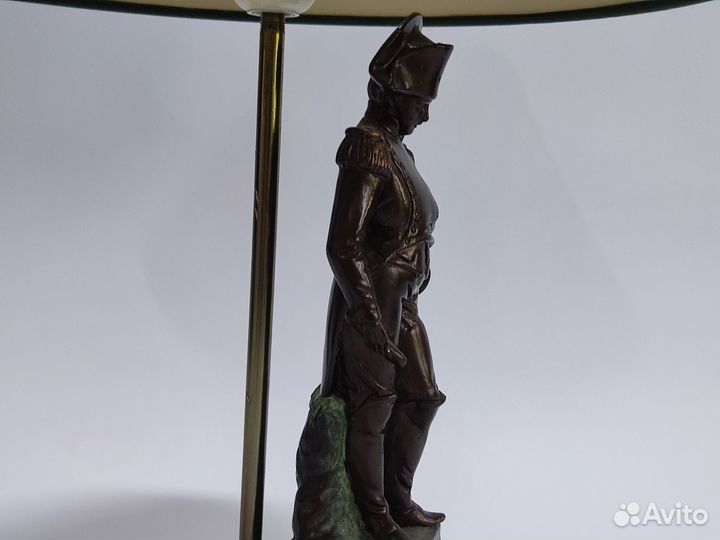 Светильник настольный скульптура Наполеона