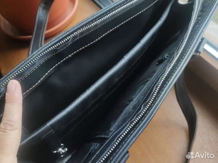 Сумка для ноутбука новая 39см на 31.5 см