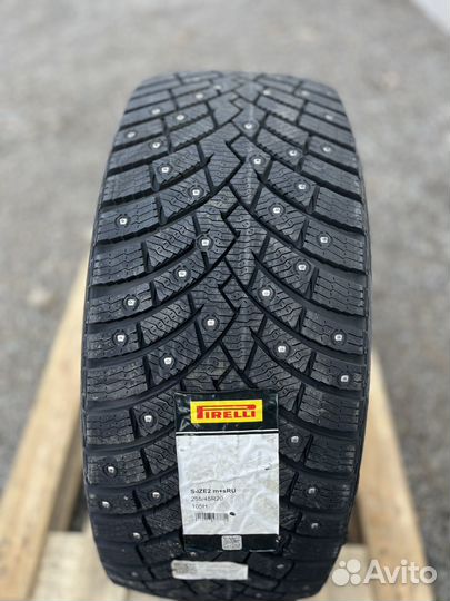 Pirelli Scorpion Ice Zero 2 255/45 R20 105H