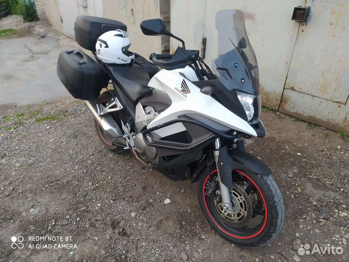 Honda VFR800 crossrunner