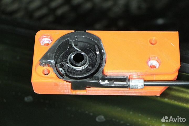 Корпус механизма открытия бензобака Renault