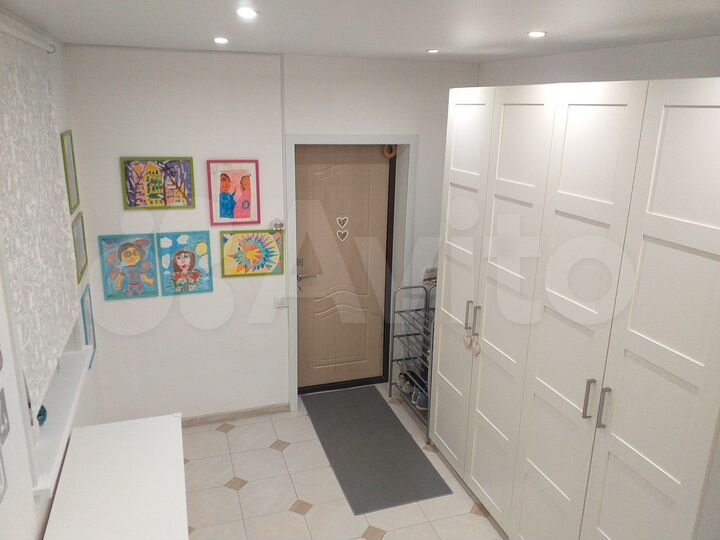 Коттедж 190 м² на участке 10 сот.