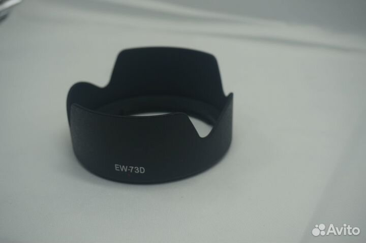 Бленда Canon EW-73D для EF-S 18-135mm f/3.5-5.6 IS