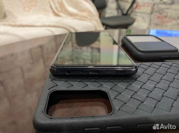 Samsung Galaxy A72, 8/128 ГБ