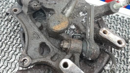 Ступица задняя правая KIA carnival 2 (YBN20NY01)