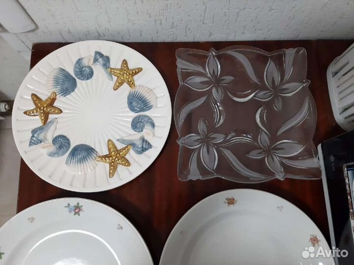 Тарелки, блюда большие и декоративные