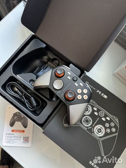 Геймпад для автомобиля zeekr