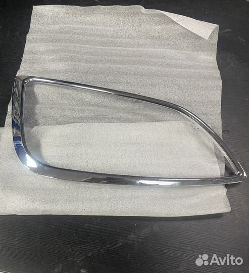 Окантовка противотуманки (L) hyundai ix35