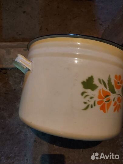 Кастрюля эмалированная на 20 литров новая
