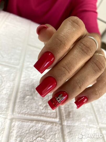 Мастер маникюра и педикюра