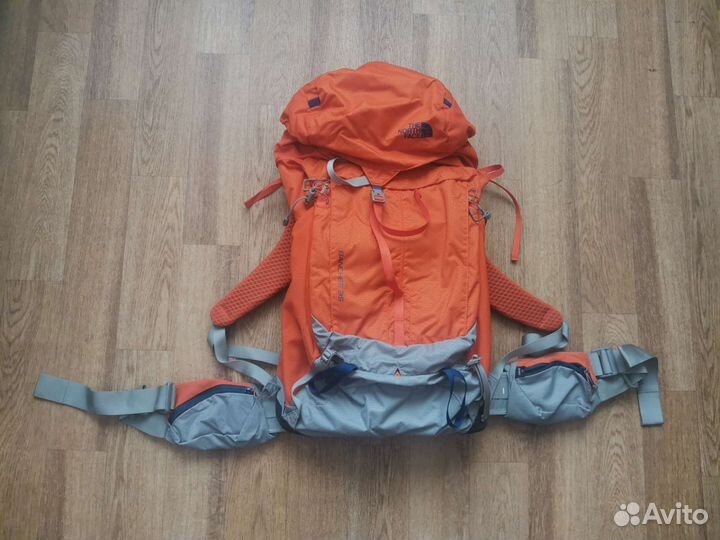 Трекинговый рюкзак The North Face Banchee 35