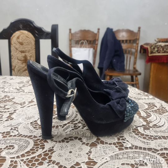 Босоножки женские 35размер